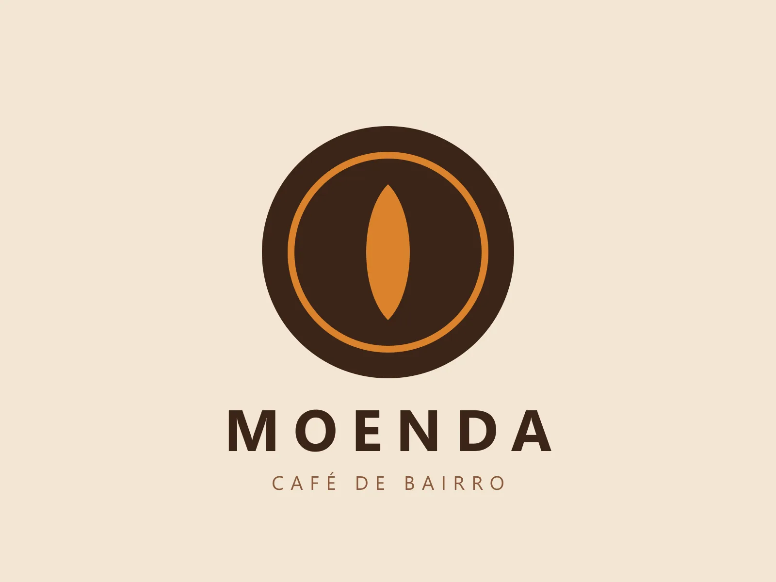 Logotipo do Café Moenda: grão de café laranja dentro de um círculo marrom, sobre fundo creme